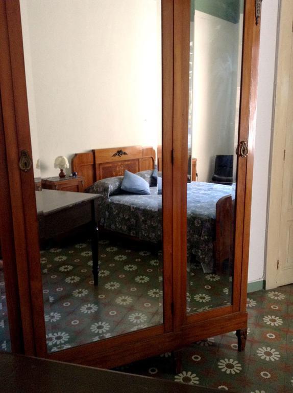 Lipari Apartment Room photo